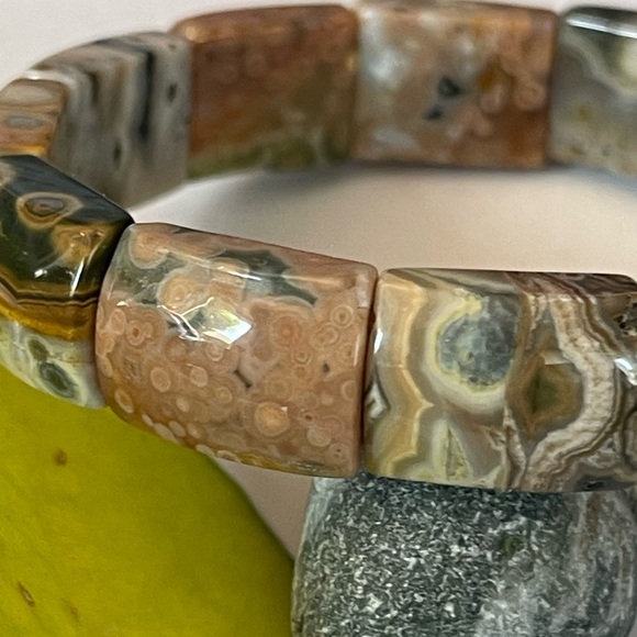 Natural Ocean Jasper Bracelet 8th Vein Ocean Jasper Stretchy Bracelet Gemstone - Picture 5 of 8